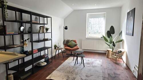 Weiteres Zimmer im Erdgeschoss - 