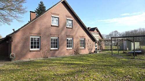 Fuchsbergweg 4, 26670 Großsander - 5 Zimmer Einfamilienhaus zum Kaufen in Uplengen