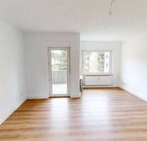 Lichtdurchflutete 2-Zimmer-Wohnung mit BALKON in fußläufiger Nähe zum Ufer des Main - Wertheim Bestenheid