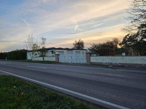 Garagen und Nebengebäude - 