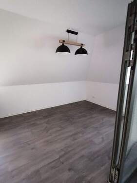 Dachgeschoss Gewerbe 2 - 