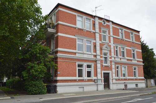 Aussenansicht - Imposantes Mehrfamilienhaus mit 6 Wohnungen und einer Gewerbeeinheit in der Braunschweiger Innenstadt