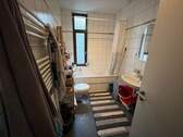 Badezimmer.jpg - Etagenwohnung mit 76,00 m² in Bremerhaven zur Miete