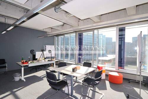 M2470 Büro 2 - 