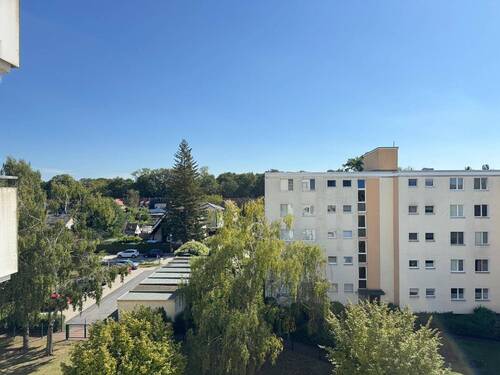 Ausblick - Etagenwohnung mit 66,00 m² in Berlin zum Kaufen