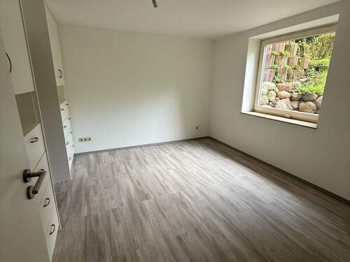 Zimmer Souterrain.jpeg - 