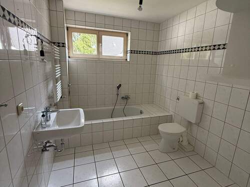 Badezimmer EG.jpeg - 