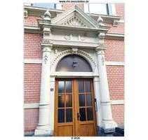 Super Innenstadtlage,hervorragende 2- Zi. ETW, gut vermietet, Hochparterre mit 2 Balkonen+ TGL Bad! - Wiesbaden