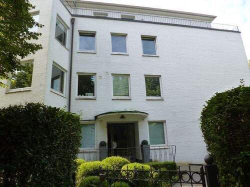 Hauseingang - 2 Zimmer Etagenwohnung in Hamburg