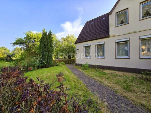 Außenansicht - 4 Zimmer Doppelhaushälfte in Wilhelmshaven