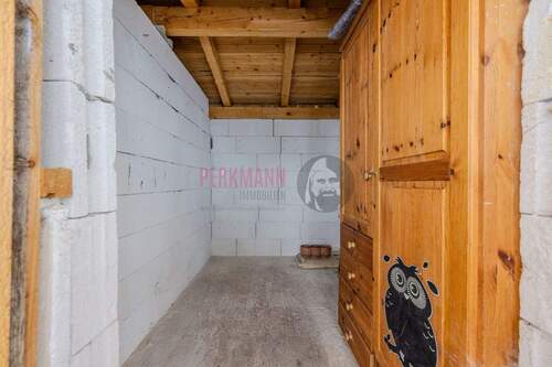 Schuppen Innenansicht - 