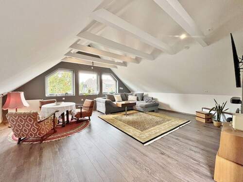 Wohn-Essbereich DG - 