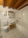 Bad mit Badewanne - 