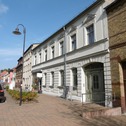Vorderfront - 1 Zimmer Mehrfamilienhaus, Wohnhaus in Zahna-Elster