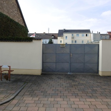 Zufahrt von hinten - 