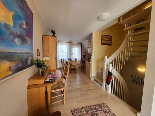 Wohnen im Obergeschoss - 