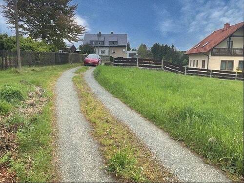 Zufahrt - Grundstück zum Kaufen in Eichigt