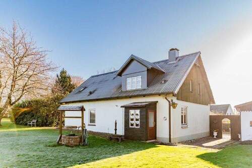 7 Gartenseite - 5 Zimmer Einfamilienhaus zum Kaufen in Steinberg