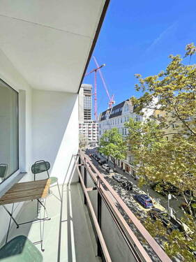 Balkon - 400 m zum Kurfürstendamm - provisionsfreies Erstbezugs-Apartment