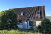 Hausansicht Eingangsseite - 