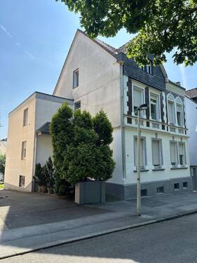 Frontansicht - 1 Zimmer Mehrfamilienhaus, Wohnhaus in Solingen