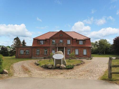 "Landhaus Warnkenhagen" - Wo Ruhe zuhause ist - 2-Zimmer-Wohnung im 'Landhaus Warnkenhagen' im Klützer Winkel!