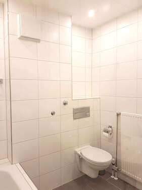 WOHLFÜHL-BADEZIMMER - 