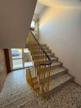 Treppenhaus EG Eingang.jpg - 