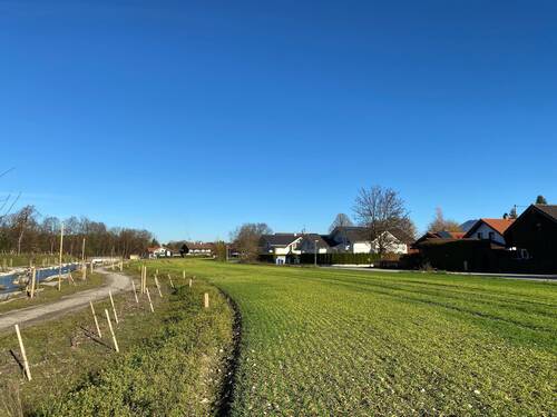 Lage3.JPG - Mehrfamilienhaus, Wohnhaus mit 130,60 m² in Ainring zum Kaufen