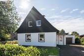 Bild 2 - 4 Zimmer Einfamilienhaus zum Kaufen in Bremerhaven