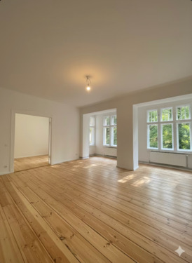 Wohnzimmer - 4 Zimmer Etagenwohnung zur Miete in Luckenwalde