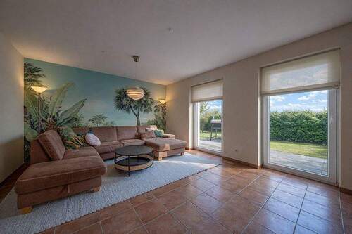 200-8964_Wohnzimmer-2_opt - 4 Zimmer Einfamilienhaus zum Kaufen in Horst (Holstein)