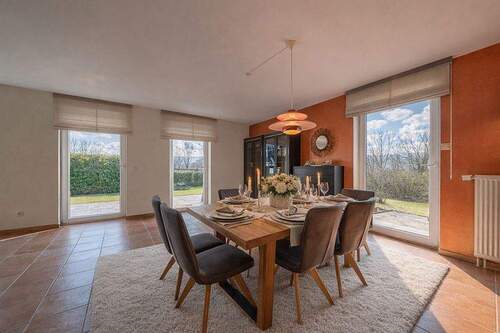 200-8964_Esszimmer-3_gestaged - 4 Zimmer Einfamilienhaus in Horst (Holstein)