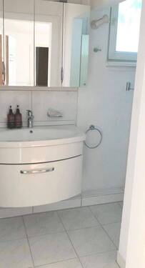 Ap.2_Eingang Duschbad - Büro zum Kaufen in Karlsruhe