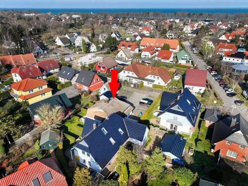 Blick in die Wohnanlage mit Kennzeichnung der Wohneinheit 7 - 