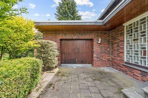 Garage - 
