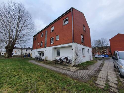 Außenansicht Gorch Fock Str. 75 - *** 2-Zimmer-Wohnung in Emden ***
