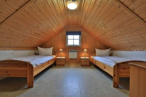 Schlafzimmer im ausgebautem Dachgeschoss - 