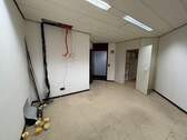 Abstell-/Technikraum. angrenzend Personalgard. - 