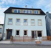 **Vielseitiges Wohn- und Geschäftshaus im Herzen von Konradsreuth**