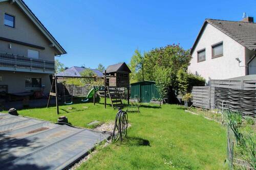Garten mit Pool - 