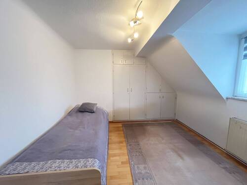Schlafzimmer 2 DG - 