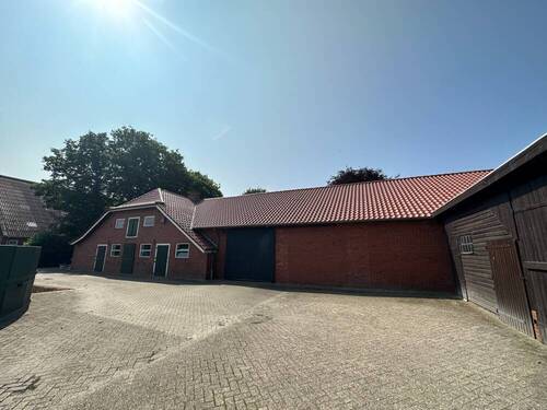 Außenaufnahme II - 5 Zimmer Bauernhaus, Landhaus zum Kaufen in Westoverledingen