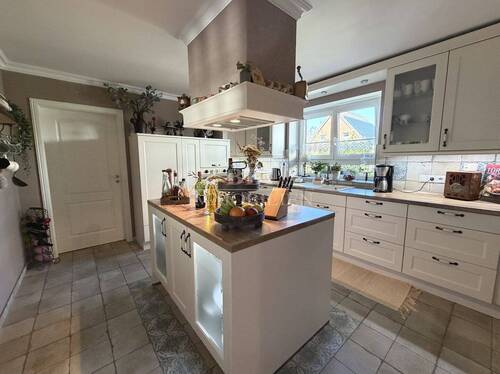 Wunderschöne Einbauküche - Bungalow mit 138,00 m&sup2; in Quickborn zum Kaufen