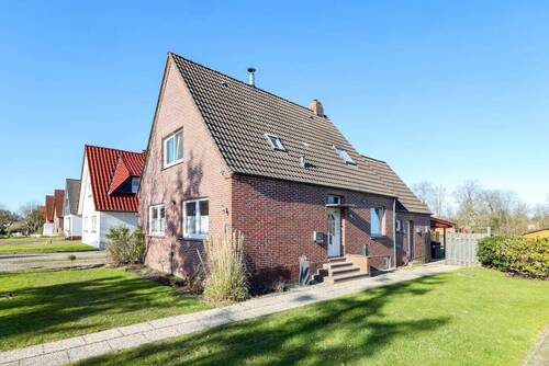 Außenansicht - 6 Zimmer Einfamilienhaus zum Kaufen in Sande