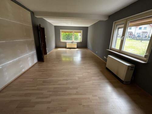 Vorderhaus_Wohn-/Esszimmer - 