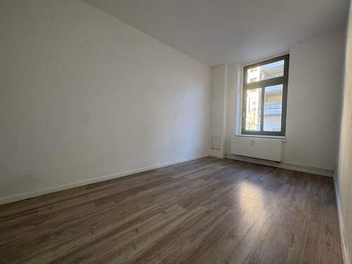 Kind - Etagenwohnung mit 75,00 m&sup2; in Chemnitz zur Miete