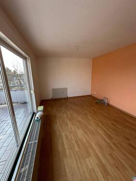Wohnzimmer - 2 Zimmer Etagenwohnung in Leipzig