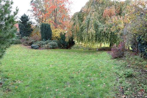 ... mit außerordentlich viel Platz - Bungalow mit 130,00 m² in Stuhr zum Kaufen