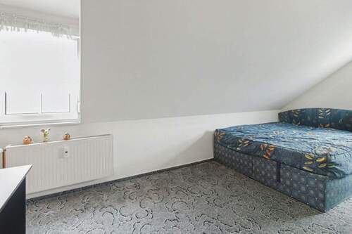 Schlafzimmer II OG (EFH) - 